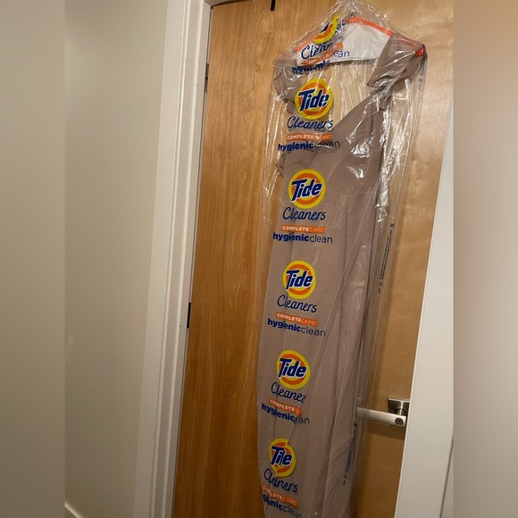 Azazie Everett
Dress Color: Taupe - Picture 6 of 6